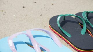 【サンダルの捨てかた】素材はなに?燃えるゴミ?不燃ごみ?リサイクルプログラムも!