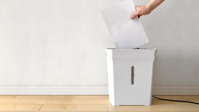 【シュレッダごみの捨て方】燃やす？活かす？細切れ紙のゆくえ